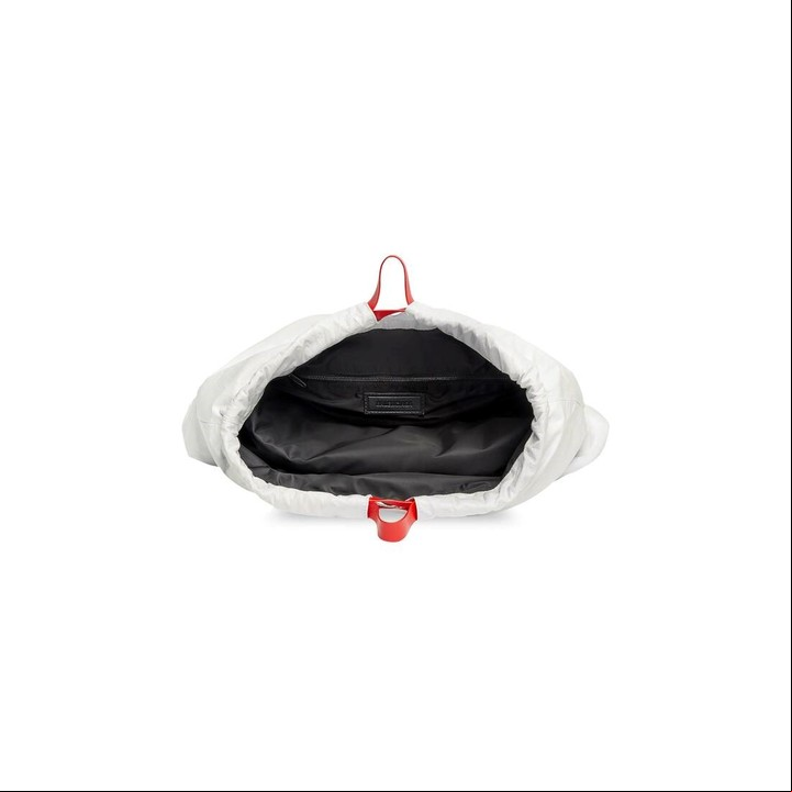 Cómo es por dentro. Foto: Balenciaga