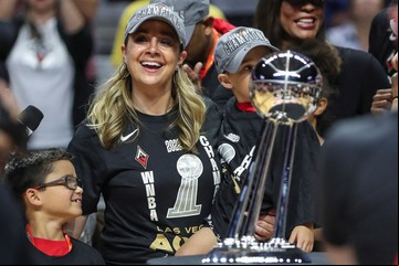 La increíble historia de Becky Hammon, la mejor alumna de Gregg Popovich y la mujer de los récords extraordinarios