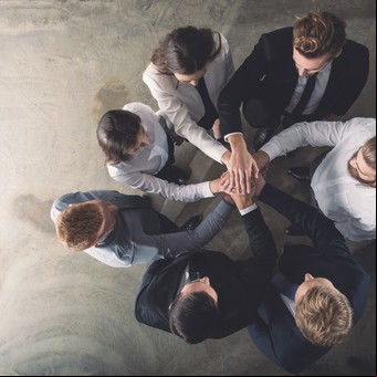 Trabajar o emprender en familia: todo lo que tenés que saber para no dañar los vínculos
