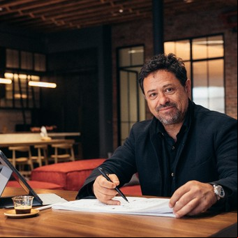 Bienal 2022: Eran Chen avanza con dos obras en Buenos Aires