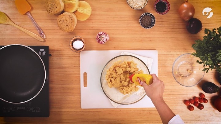 Paso a paso de hamburguesa de gabanzos y avena,