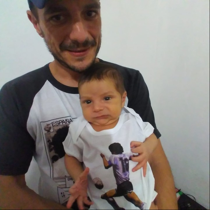 Walter Rotundo y Diego Amado, su hijo menor. Foto gentileza.