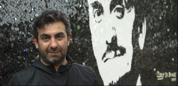 Osky Di Biase, el muralista del rock, cuenta su historia y cómo llegó a homenajear a Cerati y a Martín Carrizo