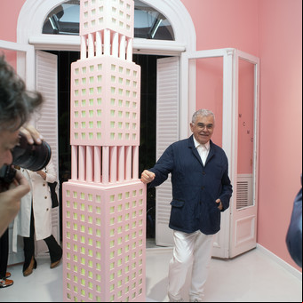 Edgardo Giménez: arte pop,  en su ambición juguetona