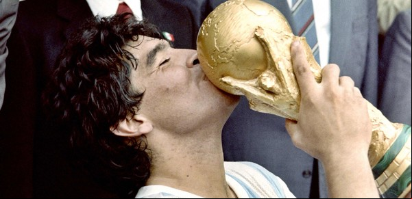 Presentan un nuevo proyecto con Diego Maradona en plataformas digitales