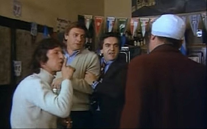 Rudy Chernicoff, Aldo Barbero y Alfonso de Grazia enfrentan a El Contra (Juan Carlos Calabró). Foto captura