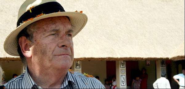 Murió el escritor Dominique Lapierre