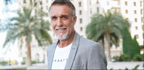 La picante respuesta de Gabriel Batistuta a una denuncia gremial por las condiciones de sus peones en Santa Fe