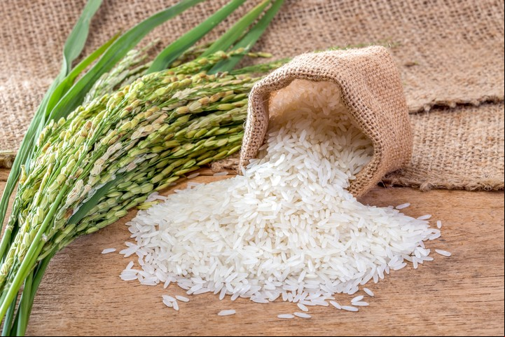 El arroz simboliza especialmente la fertilidad; por eso también se arroja en las bodas. Foto: Shutterstock