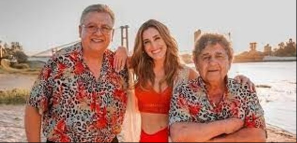 La Sole se unió con Los Palmeras para cantar una cumbia dedicada a Santa Fe