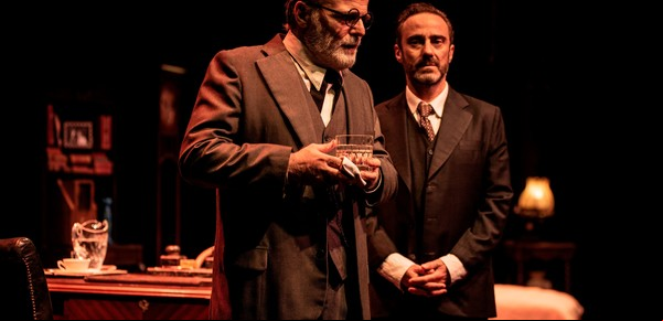 Luis Machín, como Sigmund Freud: charlas extraordinarias de un hombre común, en un contexto de guerra