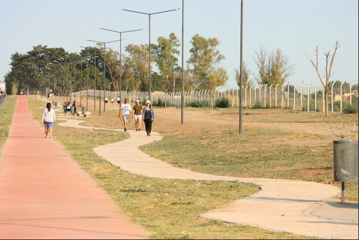 El corredor beneficia a varios barrios ubicados en el límite de Muñiz y Bella Vista, y a los futuros vecinos de un complejo de 440 viviendas del Procrear 2.