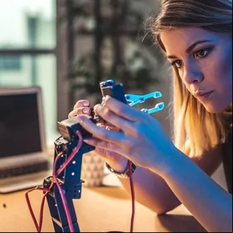 El boom de la inteligencia artificial, más allá de ChatGPT: 5 plataformas gratuitas para sacarle provecho