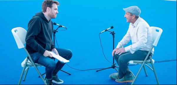 Un videopodcast, la particular formar de mostrarse del candidato del PRO en la Ciudad que habla mal de la grieta