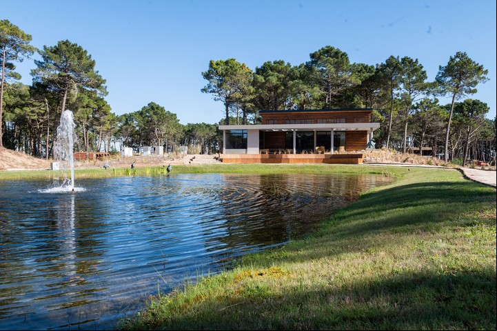 Pioneros, desarrollado por Pinamar S.A, ofrece lotes en reventa desde US$ 90 mil.