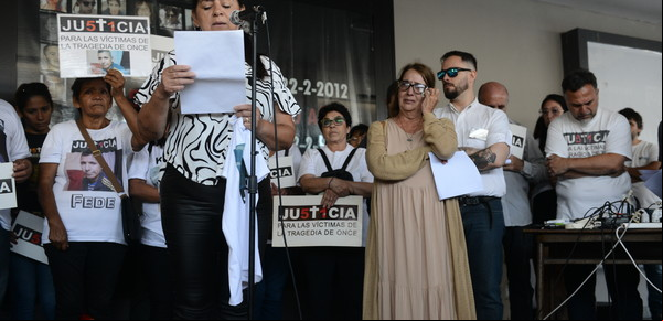 A 11 años de la tragedia de Once, familiares de las víctimas exigen el pago de resarcimientos y que quede firme la condena a De Vido