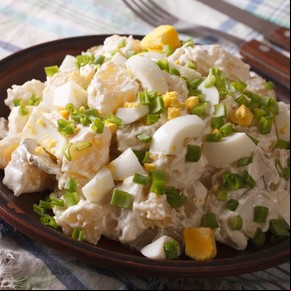 Ensalada de papa y huevo