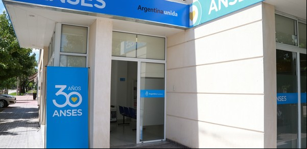 AUH: cuándo cobro la asignación de abril si mi DNI termina en 9