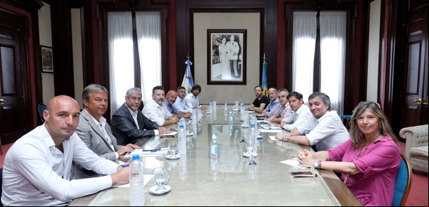 Se reactiva la disputa en el PJ bonaerense: un sector impulsa a Kicillof para desplazar a Máximo Kirchner