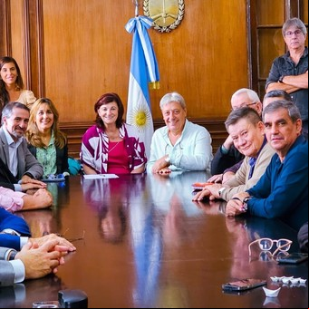Los metalúrgicos cerraron un acuerdo salarial de 42,6% por tres meses y una suma fija de $ 60.000