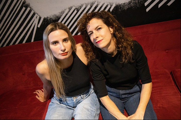 Las Moiras, la nueva obra escrita por Tamara Tenenbaum y dirigida por Mariana Chaud, que pone a dialogar dos mitos sobre el destino.