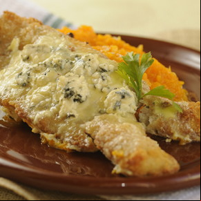 Milanesa de filet de merluza con roquefort