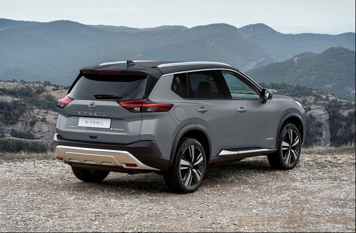 Nissan X-Trail e Power. Podría llegar con una versión de siete asientos.