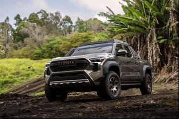 Toyota presentó la pickup que anticipa la futura Hilux: híbrida, más potente y con nuevo estilo