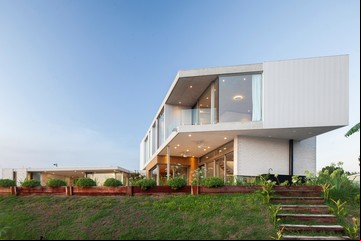 Casa Proa: las mejores vistas hacia el río Luján