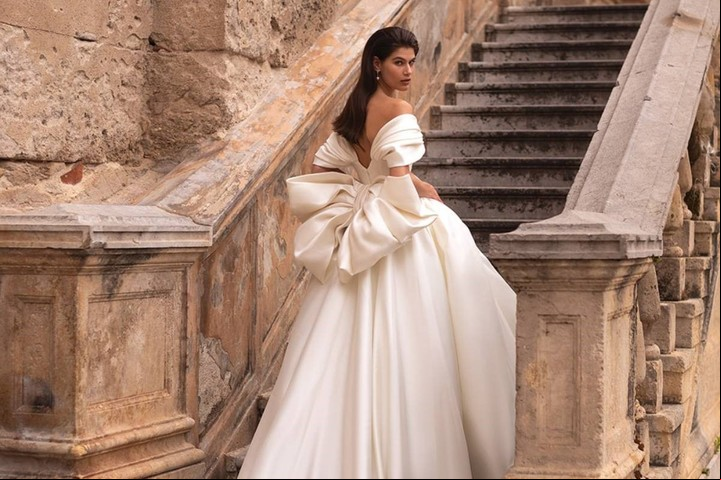 La caída del vestido de novia es otro de los aspectos fundamentales a tener en cuenta.
