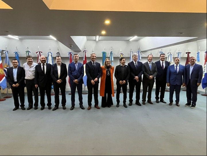 Los 13 gobernadores del PJ que se reunieron en el CFI exigieron un candidato de consenso en el Frente de Todos.