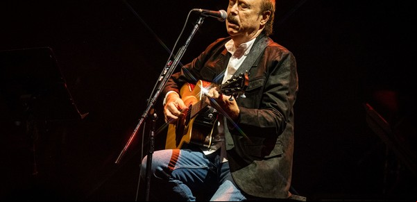 Toda la intimidad del recital de Jaime Roos en el Luna Park, en un viaje por sus 50 años con la música