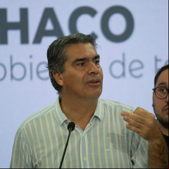Cecilia Strzyzowski: Jorge Capitanich salió a aclarar sus vínculos con el clan Sena y habló de una "campaña en su contra"