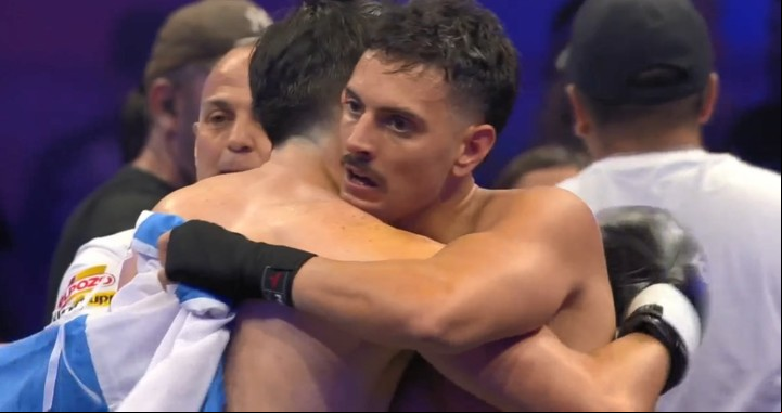 Coscu, ganador de la noche ante Germán Garmendia. Foto: Captura Twitch.