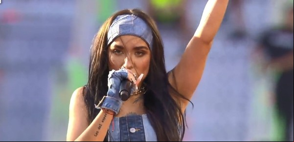 La Velada del Año 3: María Becerra con una coreo tipo Super Bowl y Coscu ganando a lo Rocky, lo mejor de la noche en Madrid