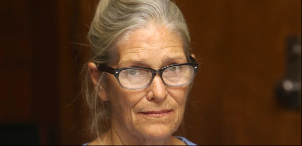 16 puñaladas y un festín de sangre: la historia del "ángel" de la Familia Manson que podría quedar libre