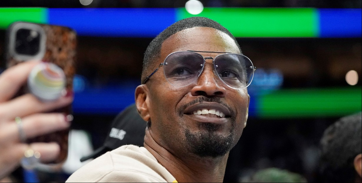 La historia de Jamie Foxx: abandono infantil, lucha contra el racismo, abuso de drogas y cómo Oprah Winfrey salvó su carrera
