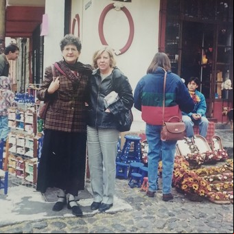 Margo y Tamara, Emily y Susan