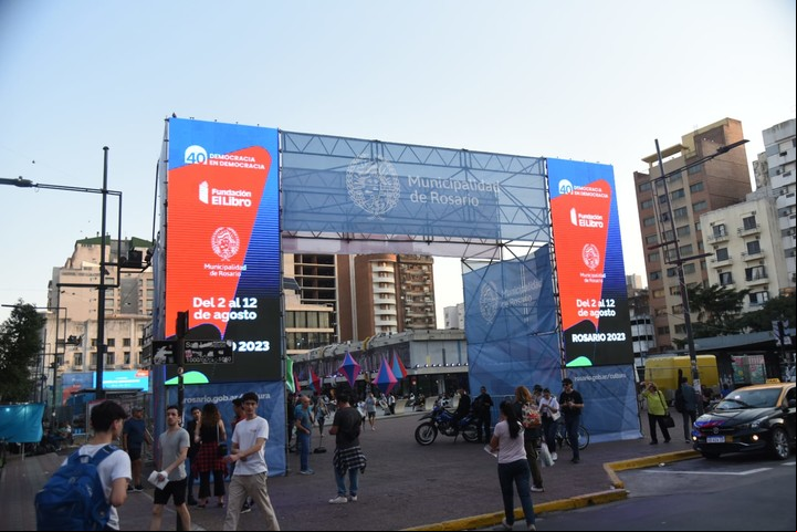 La Feria del libro de Rosario 2023 estará abierta hasta el 12 de agosto.