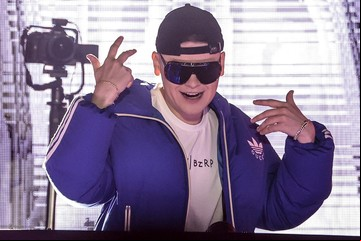 Bizarrap fue elegido por una prestigiosa revista como uno de los artistas jóvenes mas influyentes de Hollywood