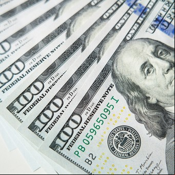 En el tercer día de flotación cambiaria bajó fuerte el dólar y cerró a $ 1.160