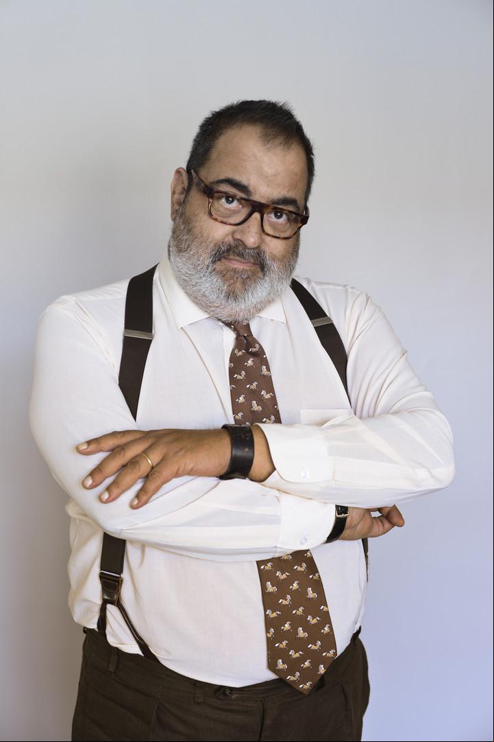 Jorge Lanata en 2013, con sus clásicos tiradores. Foto Andrés D'Elia