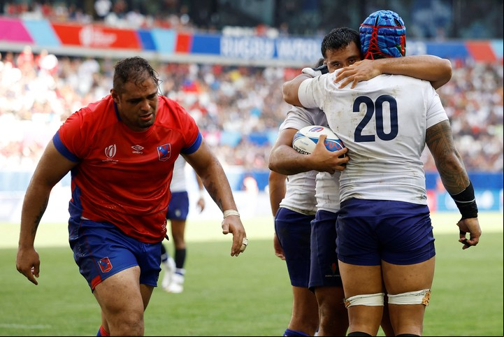 Chile y otra postal de la derrota, esta vez en Burdeos, ante Samoa. Foto REUTERS/Stephane Mahe