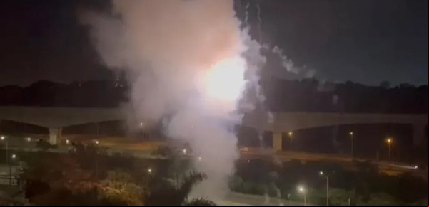 Boca y otra madrugada ruidosa en la previa de Palmeiras: fuegos artificiales y bombas de estruendo en el hotel