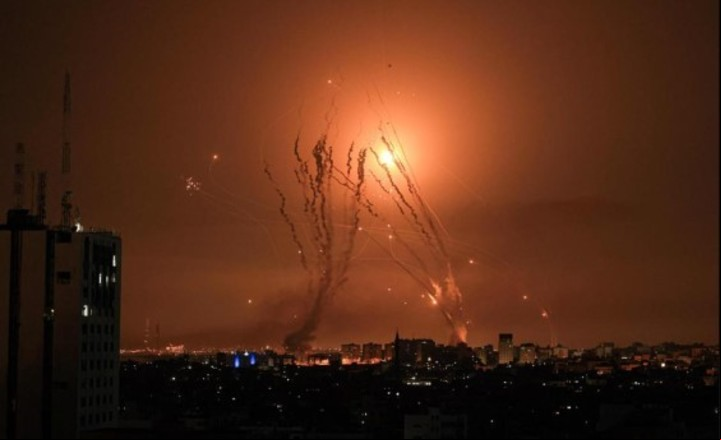 La Cúpula de Hierro, en acción. Foto: AFP
