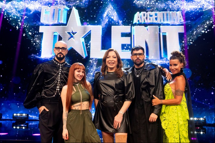 Abel Pintos, La Joaqui, Lizy Tagliani, Emir Abdul y Flor Peña.