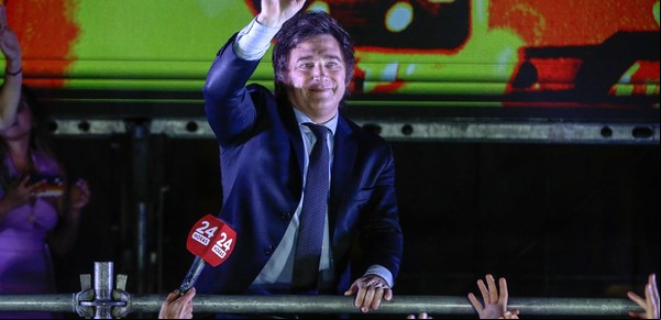 Argentina elige a Javier Milei en una victoria de la extrema derecha