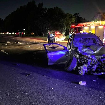 Panamericana: un muerto y tres heridos por una camioneta que salió volando, cruzó de carril y chocó de frente a un auto 