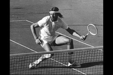 Murió Torben Ulrich, la leyenda del "tenista hippie" que inspiró a Guillermo Vilas y crió al fundador de Metallica