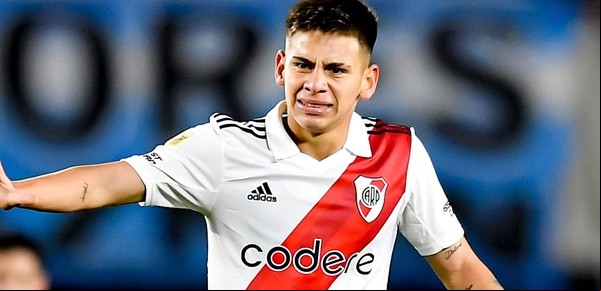 Los locos números de la venta del Diablito Echeverri: 14 millones cash, 1400 euros por minuto en River y un millón cada 10 partidos en el City